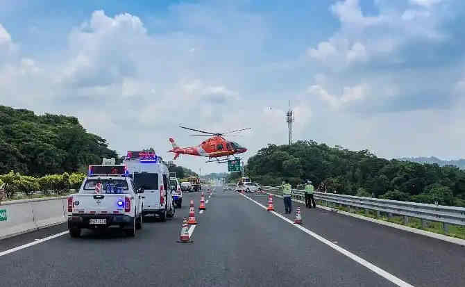 蚌山区高速公路汽车救援案例